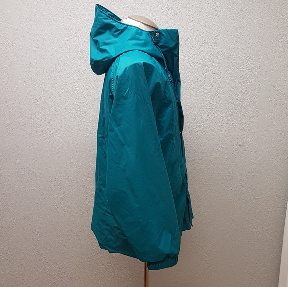 L.L. BEAN // GORE-TEX Jacket // M - Picture 2 of 6